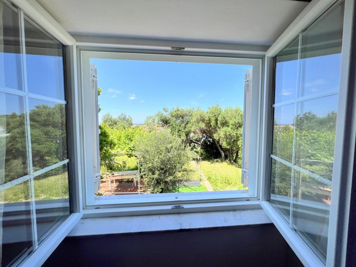 Miramar Apartments Banjol Εξωτερικό φωτογραφία