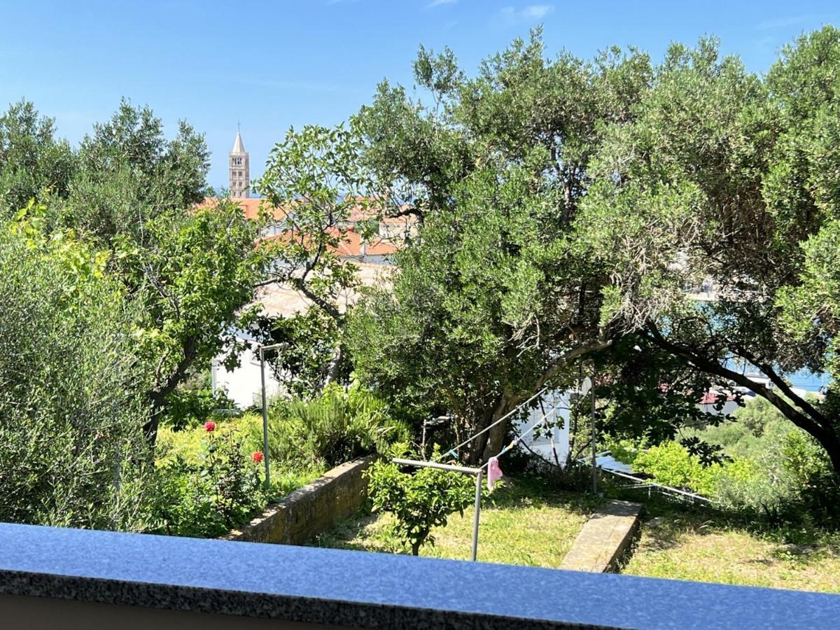 Miramar Apartments Banjol Εξωτερικό φωτογραφία