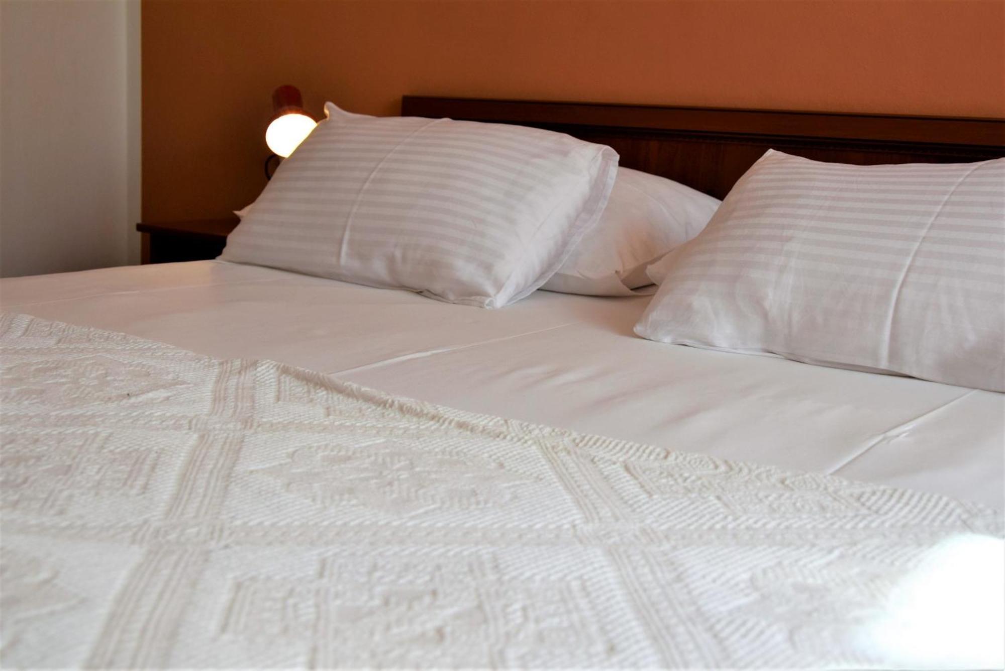 Miramar Apartments Banjol Εξωτερικό φωτογραφία